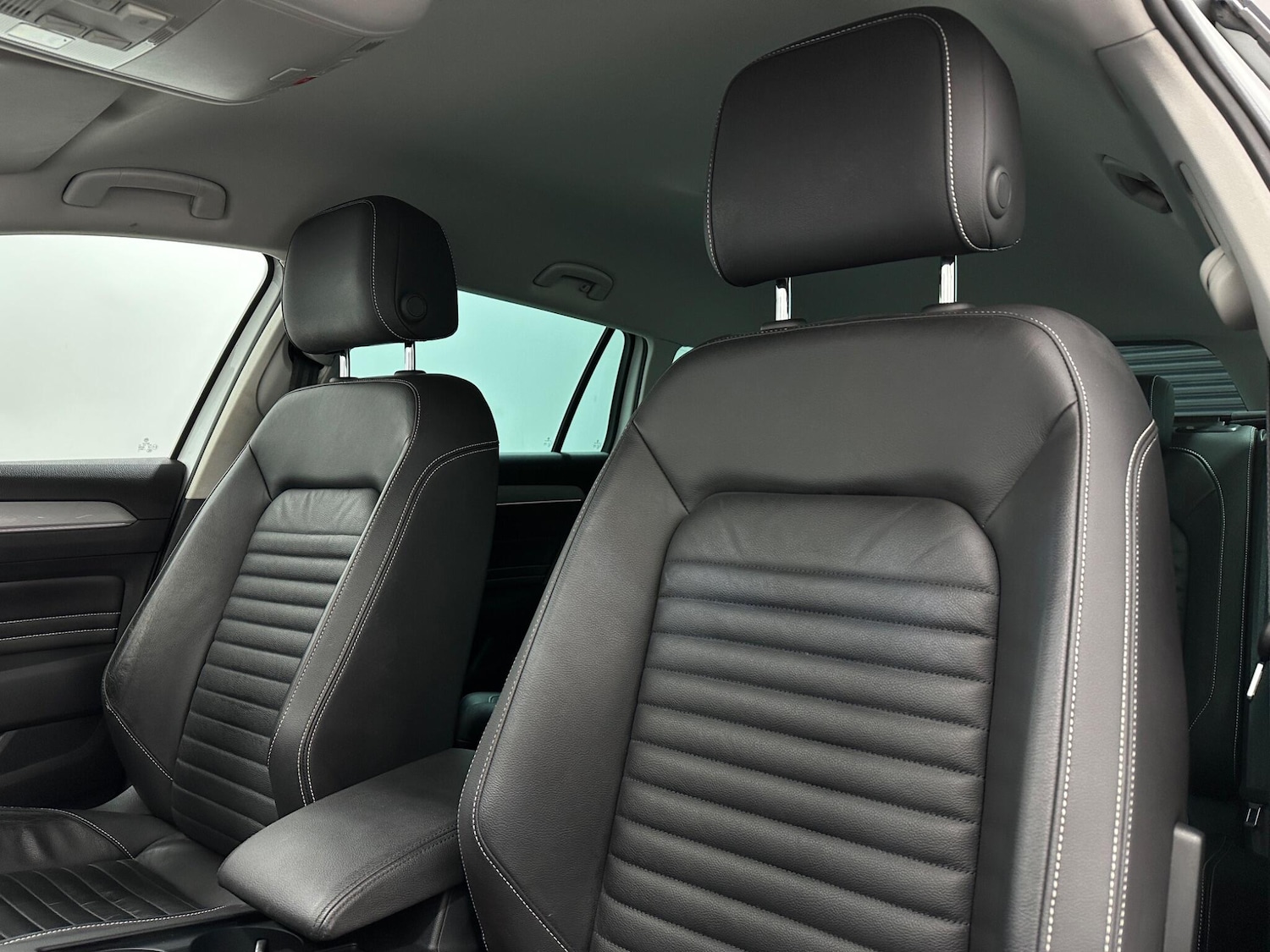 Used Volkswagen Passat for sale - 78101235: Photo 35