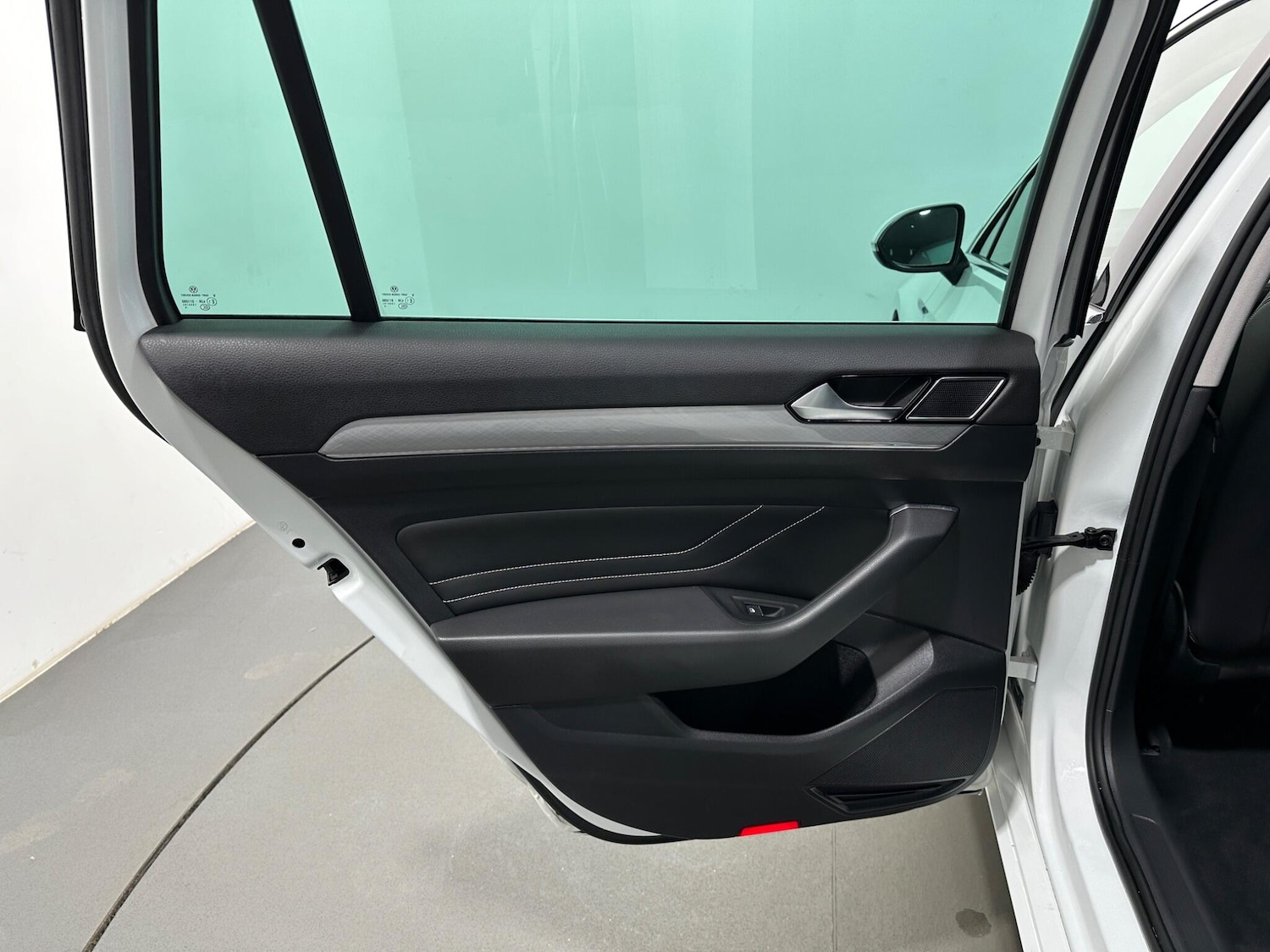 Used Volkswagen Passat for sale - 78101235: Photo 39