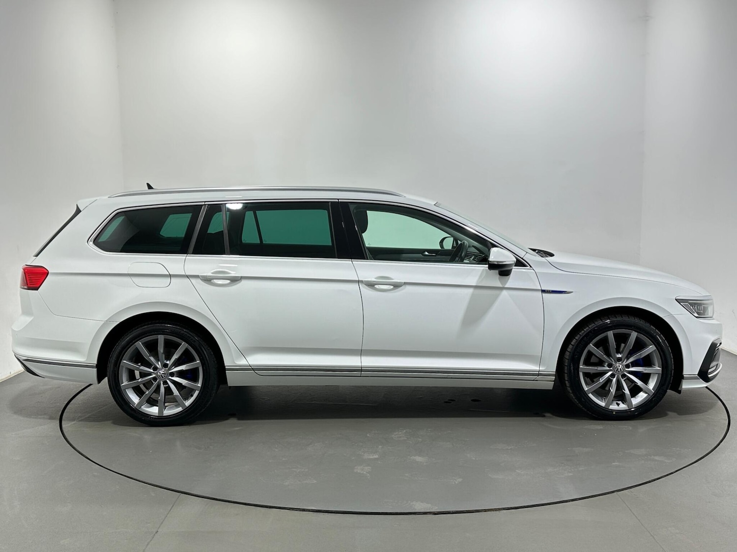 Used Volkswagen Passat for sale - 78101235: Photo 9