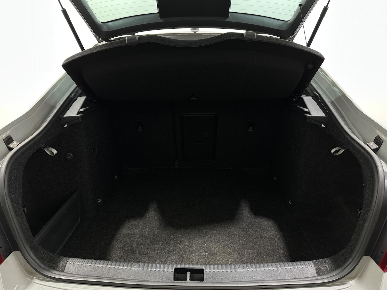 Used Skoda Octavia 2019 for sale - 76878825: Photo 45