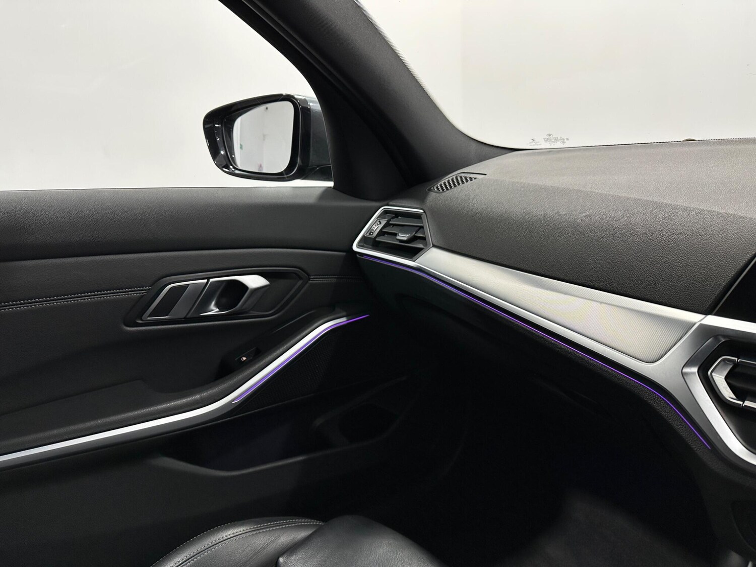 Used BMW 3 Series for sale - 77684401: Photo 28