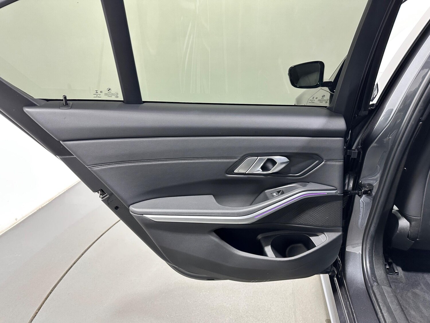 Used BMW 3 Series for sale - 77684401: Photo 42