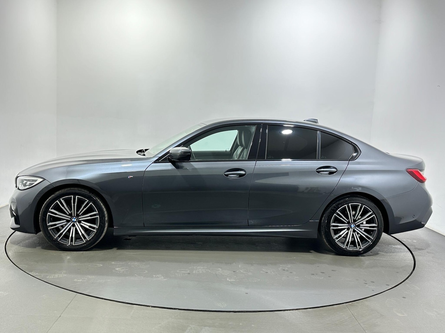 Used BMW 3 Series for sale - 77684401: Photo 5