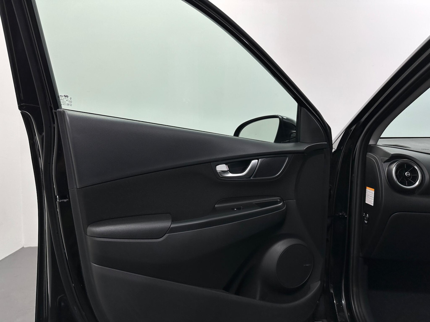 Used Hyundai KONA 2022 for sale - 76878962: Photo 36