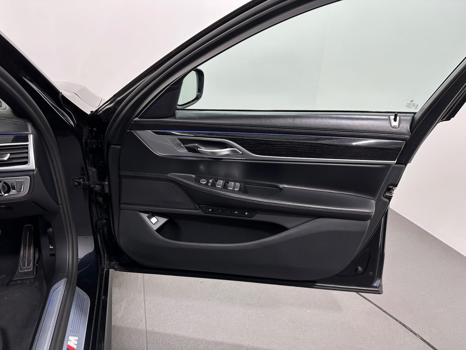 Used BMW 7 Series 2019 for sale - 76878895: Photo 34