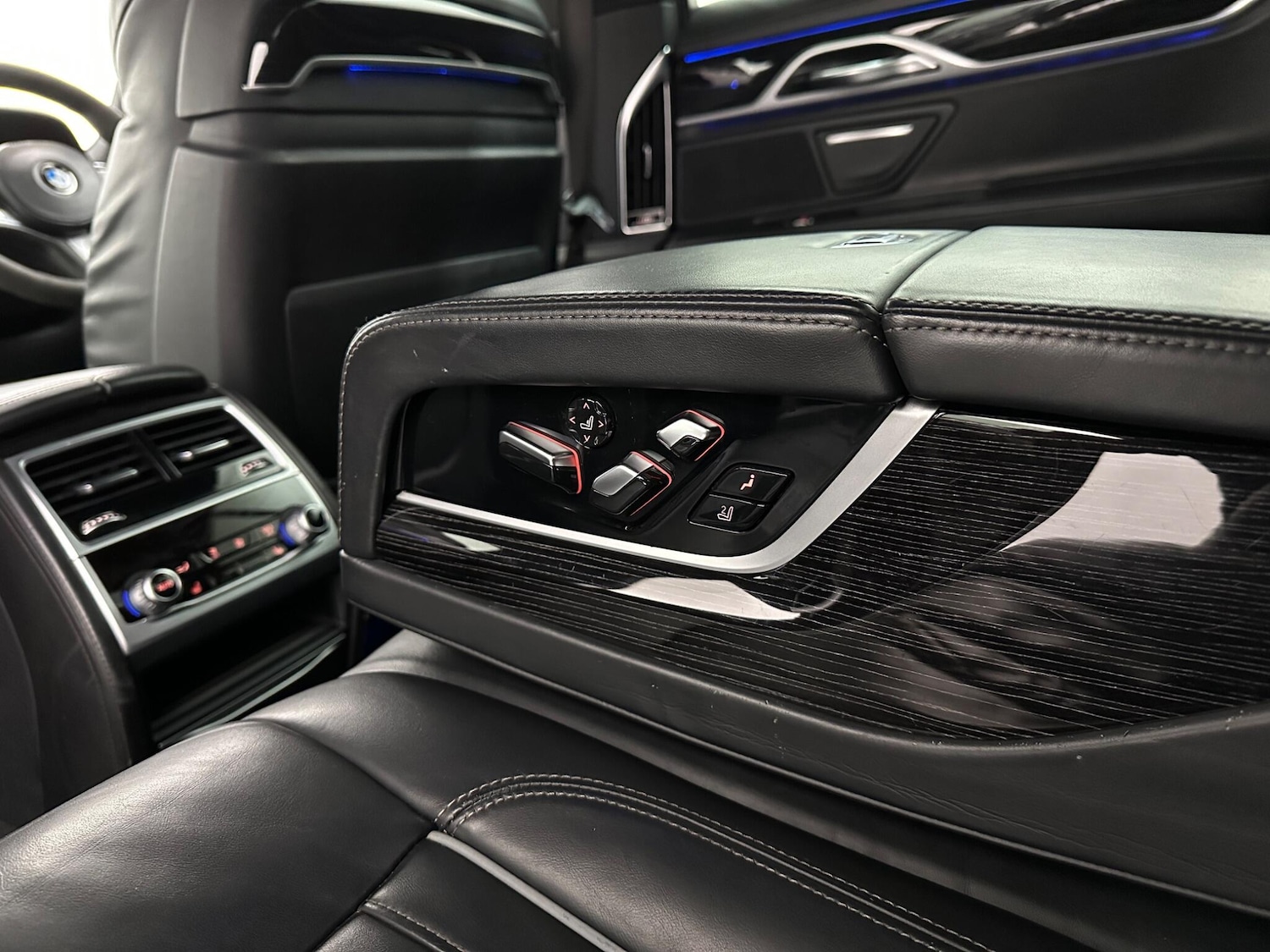 Used BMW 7 Series 2019 for sale - 76878895: Photo 42