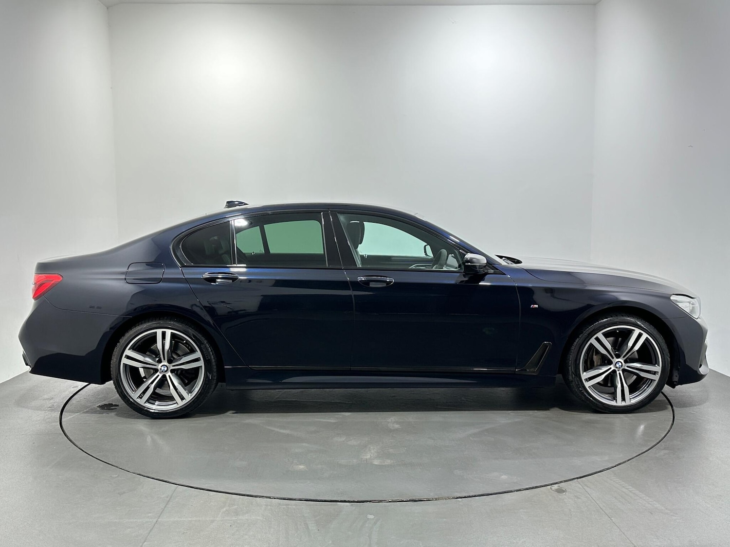 Used BMW 7 Series 2019 for sale - 76878895: Photo 8