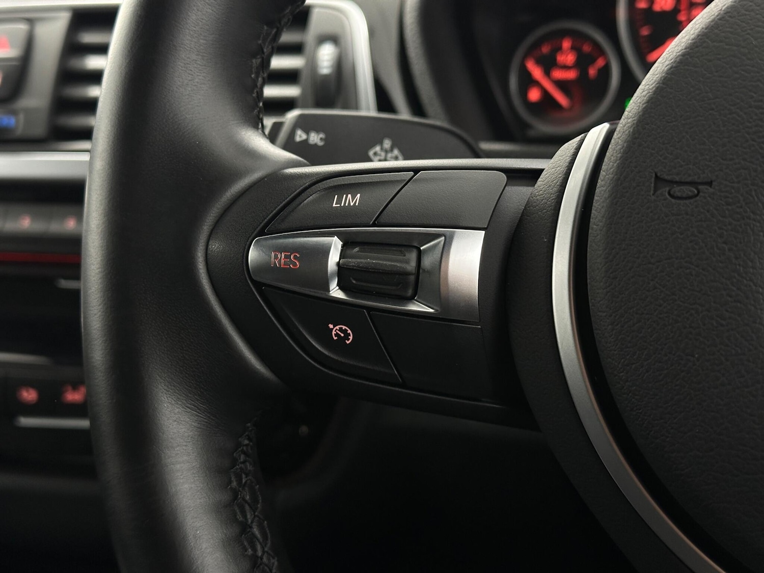 Used BMW 3 Series 2018 for sale - 76964438: Photo 13