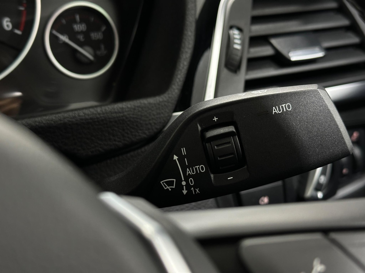 Used BMW 3 Series 2018 for sale - 76964438: Photo 15