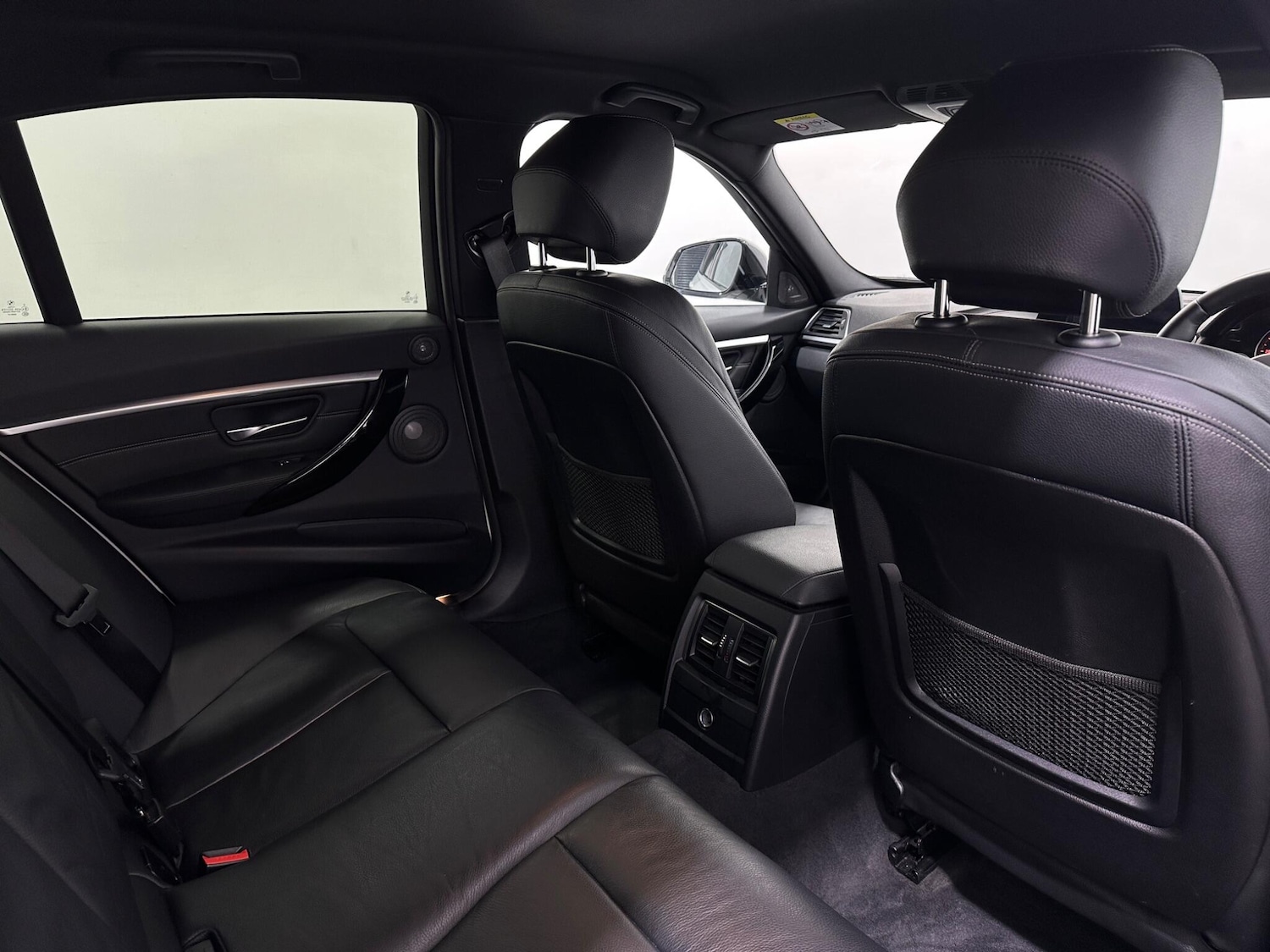 Used BMW 3 Series 2018 for sale - 76964438: Photo 39