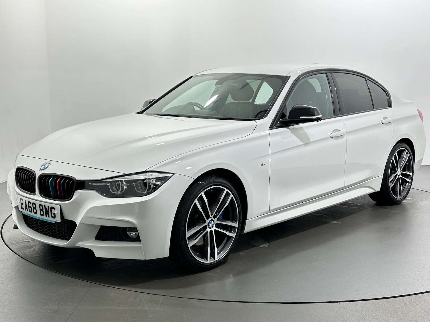 Used BMW 3 Series 2018 for sale - 76964438: Photo 4