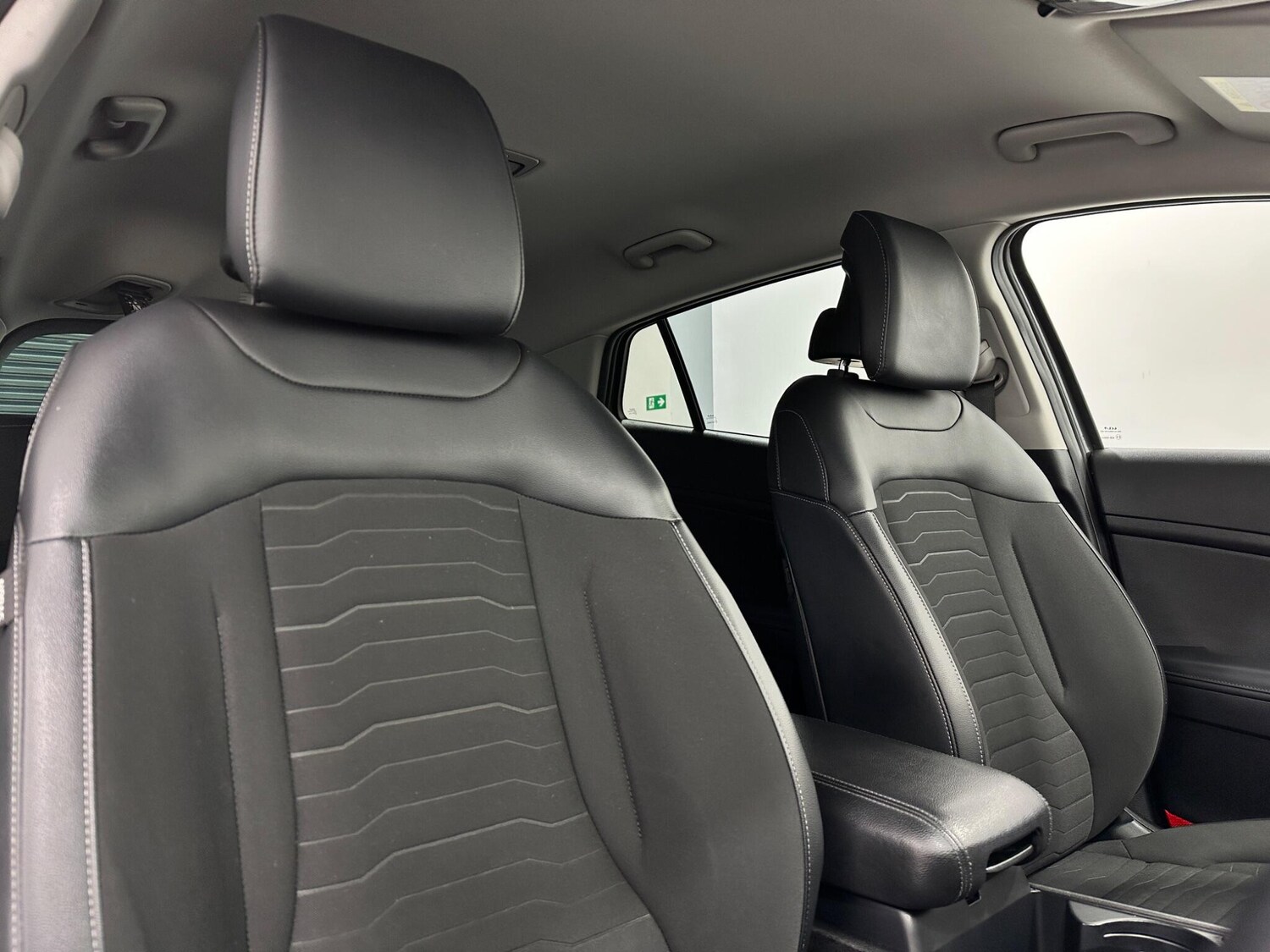 Used Kia Sportage 2023 for sale - 77882909: Photo 31