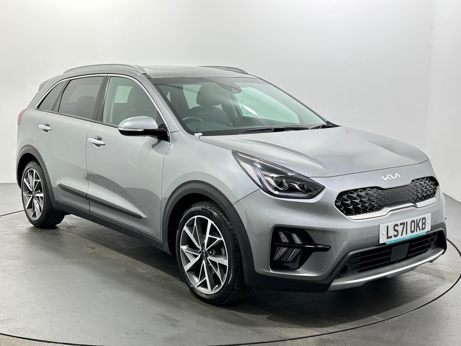 Used Kia Niro 2021 for sale - 76878858: Photo 1