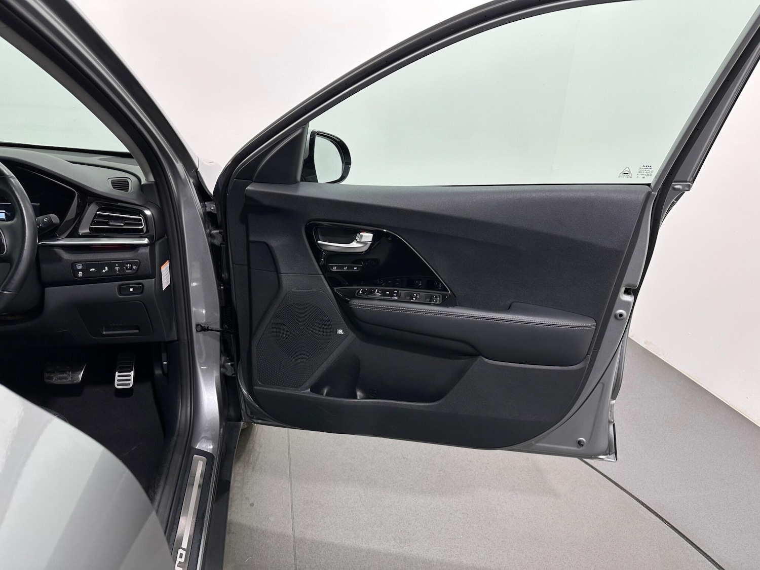 Used Kia Niro 2021 for sale - 76878858: Photo 31