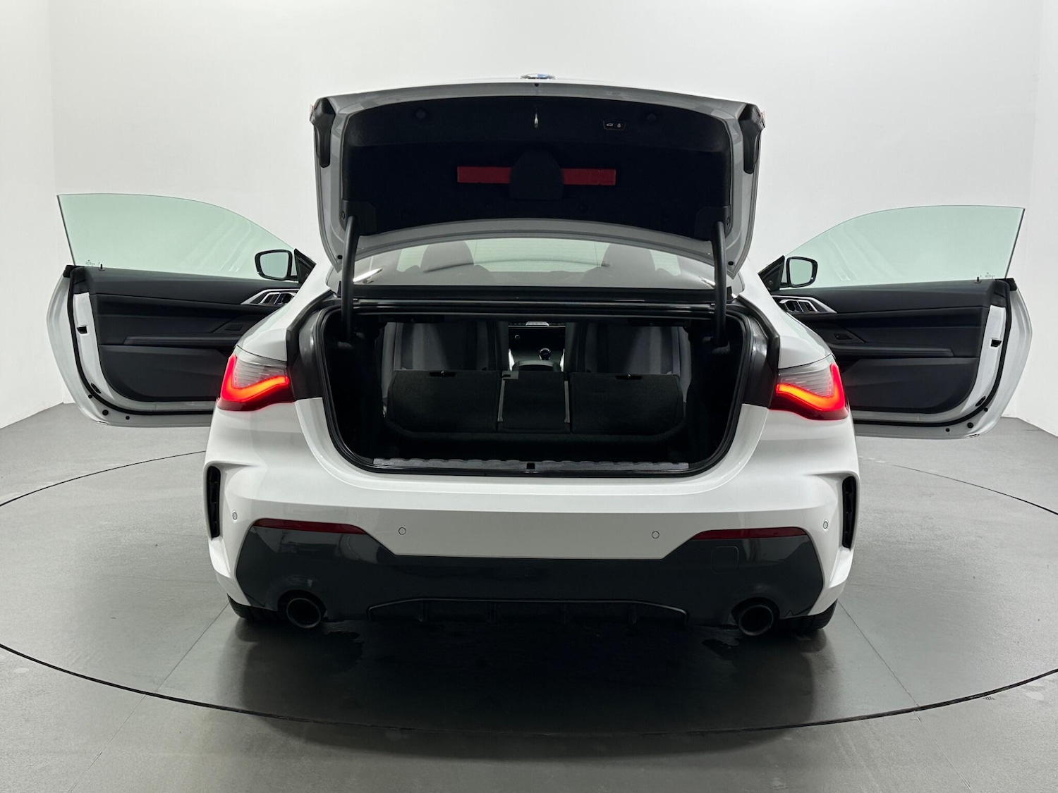 Used BMW 4 Series 2021 for sale - 76878984: Photo 42