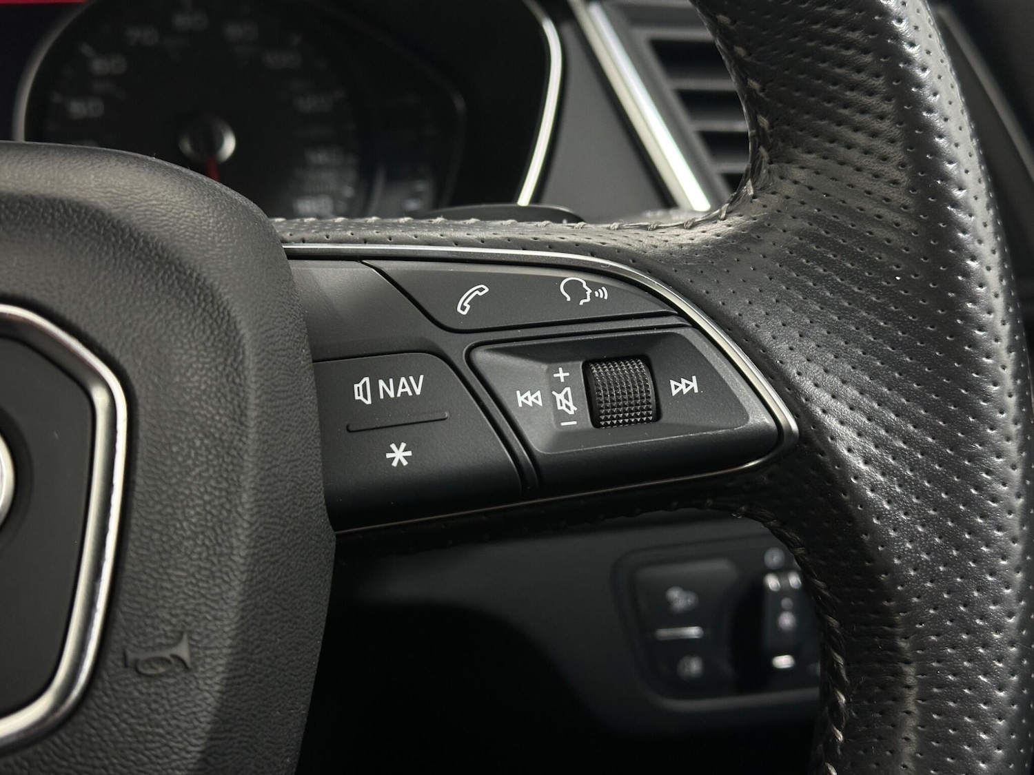 Used Audi Q5 2018 for sale - 77993429: Photo 15