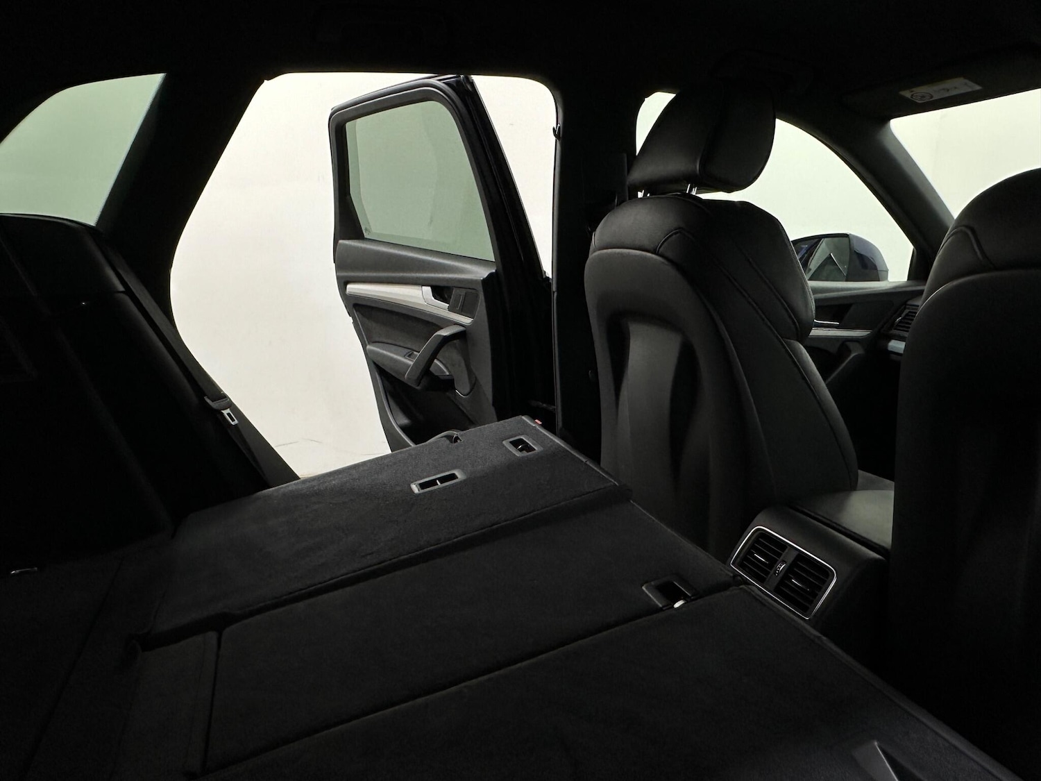 Used Audi Q5 2018 for sale - 77993429: Photo 48