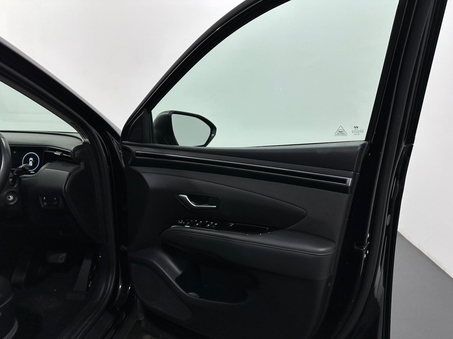 Used Hyundai TUCSON for sale - 76989580: Photo 31