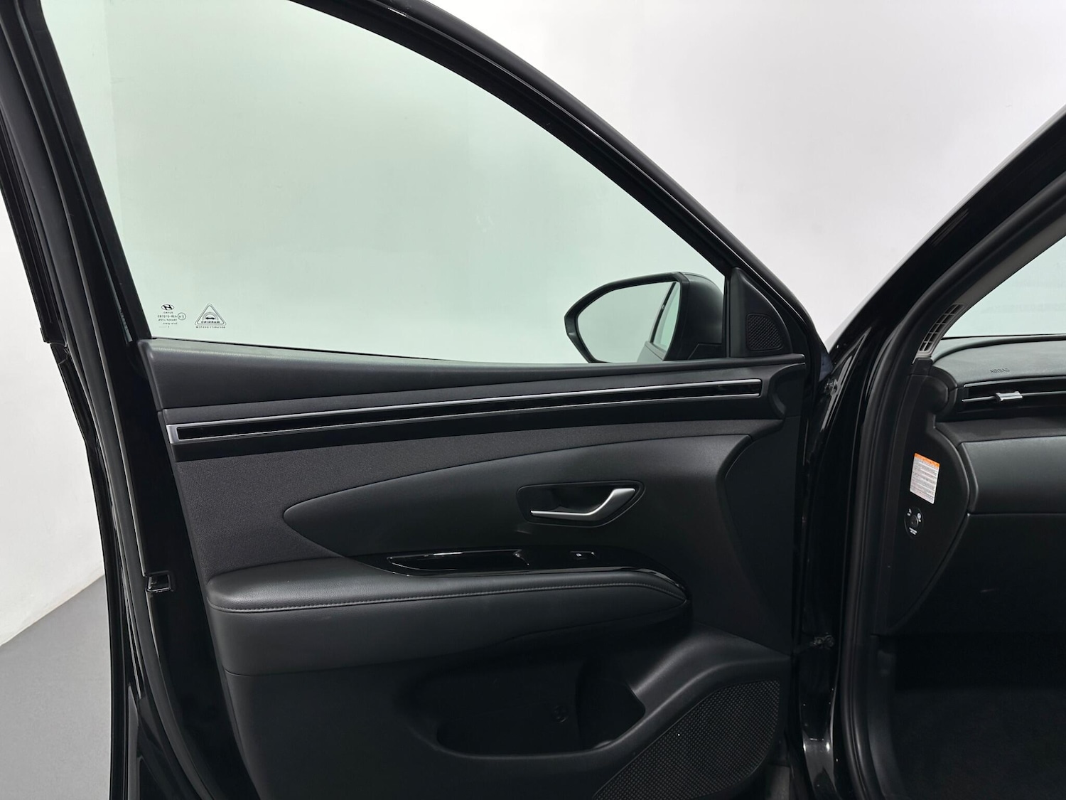 Used Hyundai TUCSON for sale - 76989580: Photo 35