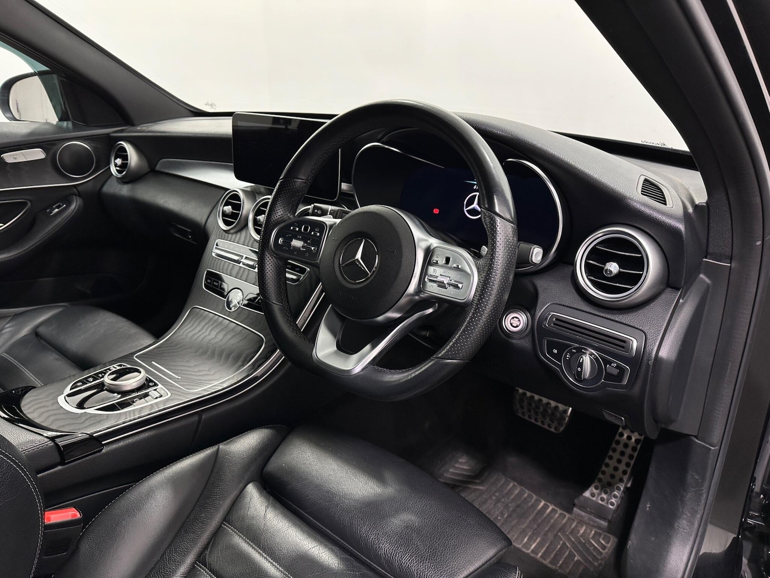 Used Mercedes-Benz C Class 2020 for sale - 77612417: Photo 10