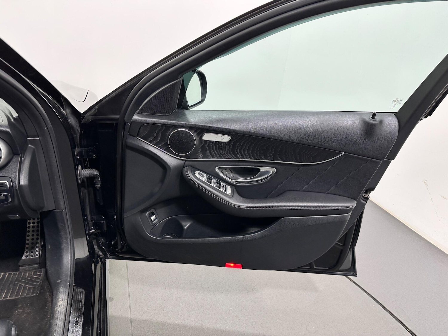 Used Mercedes-Benz C Class 2020 for sale - 77612417: Photo 34