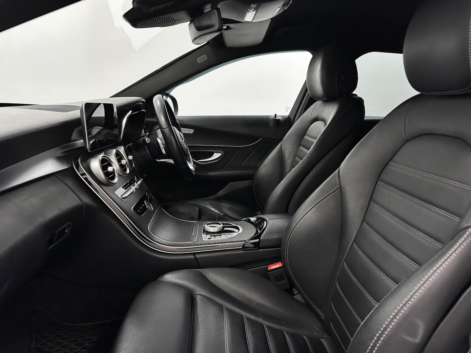 Used Mercedes-Benz C Class 2020 for sale - 77612417: Photo 35