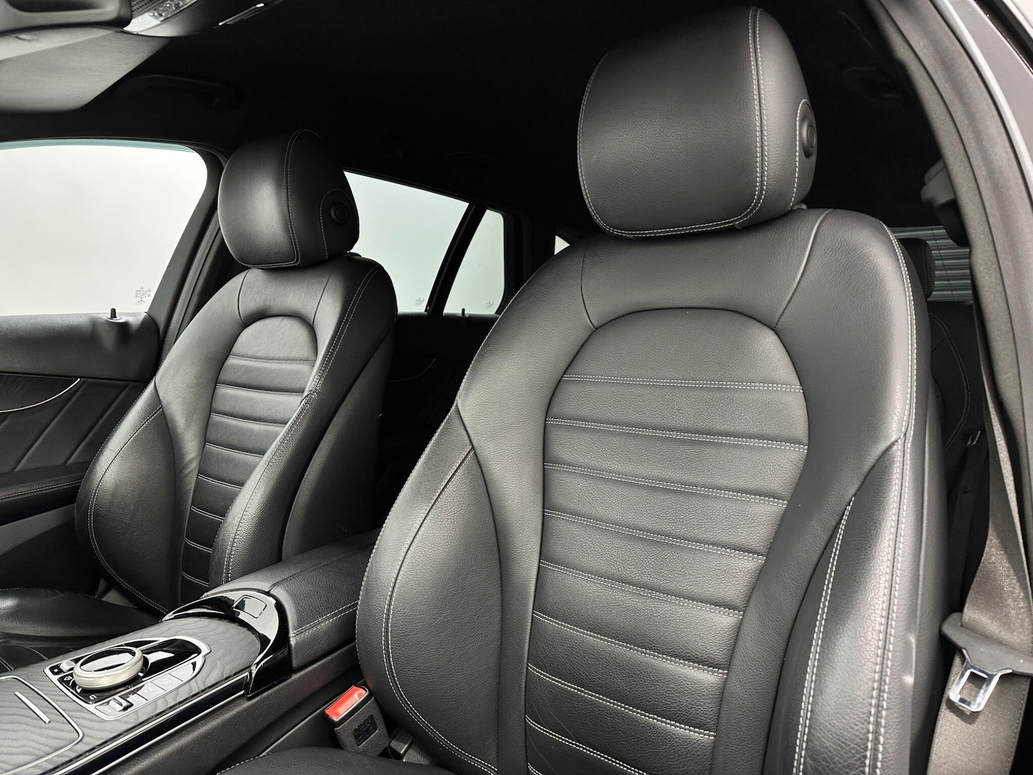 Used Mercedes-Benz C Class 2020 for sale - 77612417: Photo 36