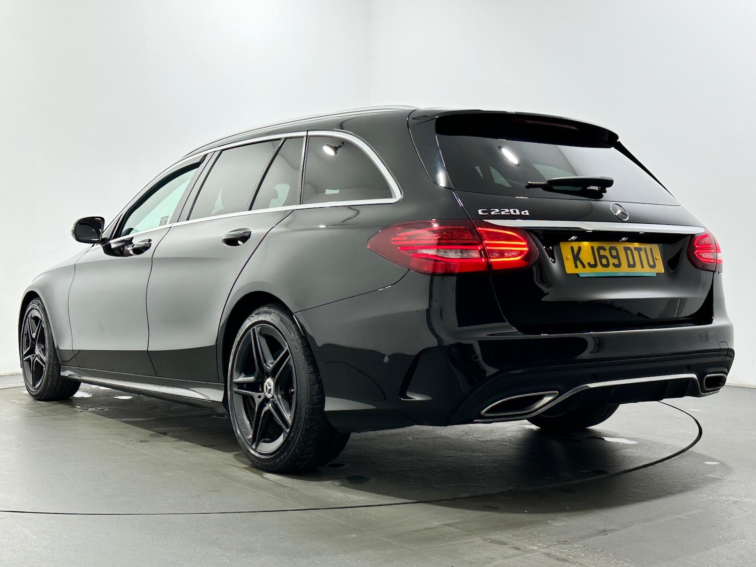 Used Mercedes-Benz C Class 2020 for sale - 77612417: Photo 49