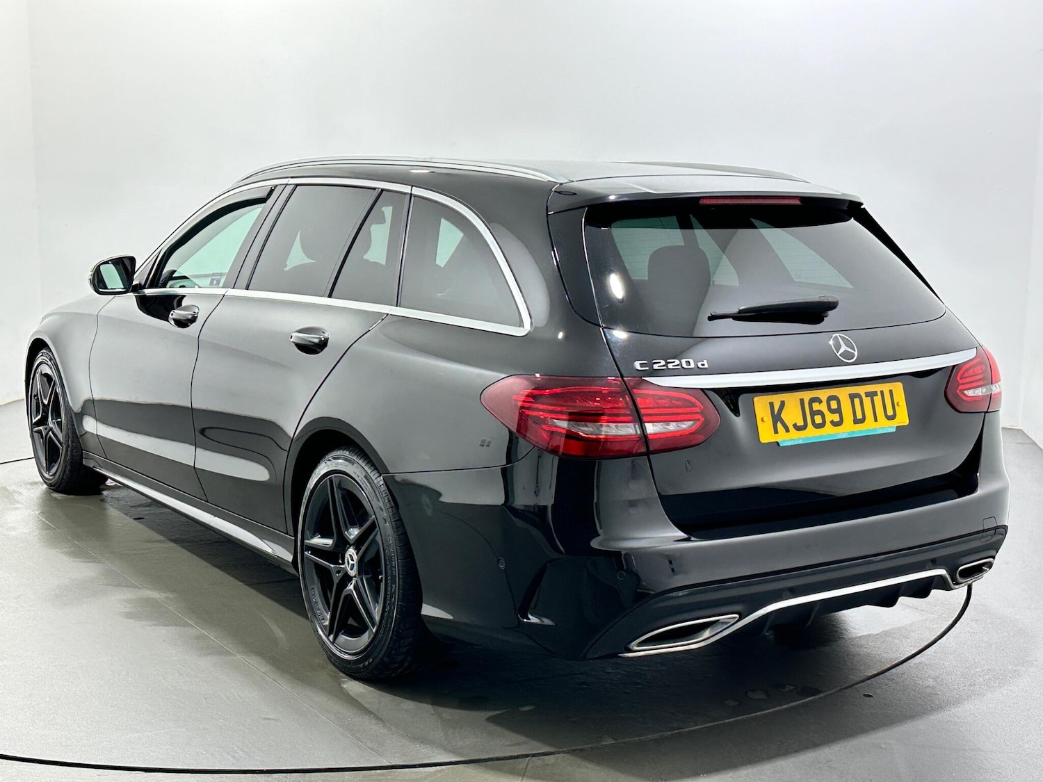 Used Mercedes-Benz C Class 2020 for sale - 77612417: Photo 6