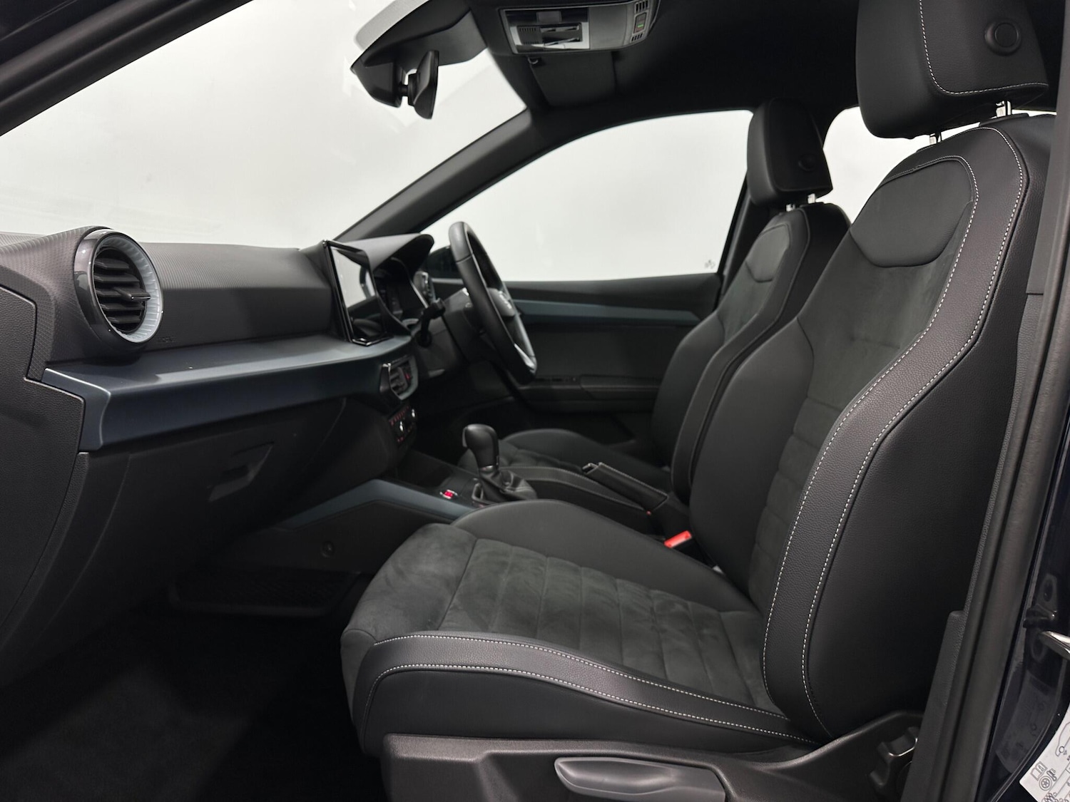 Used SEAT Arona 2022 for sale - 76878860: Photo 32