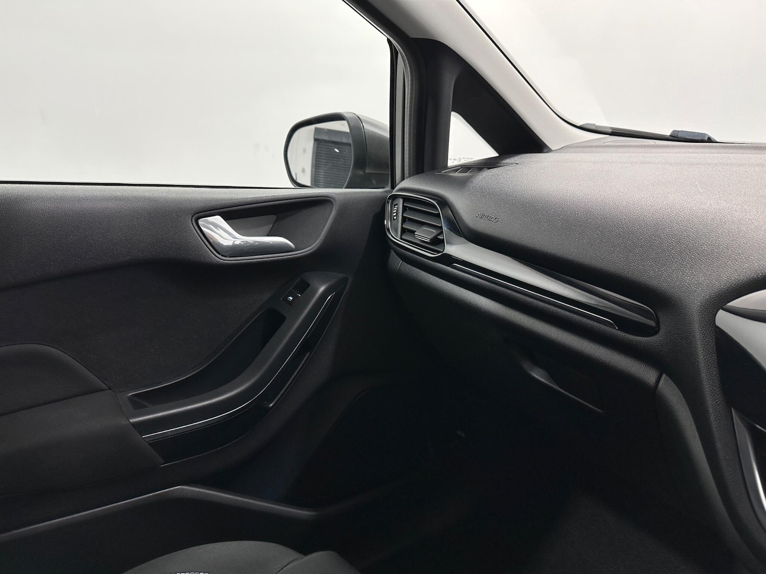 Used Ford Fiesta 2019 for sale - 76878631: Photo 25