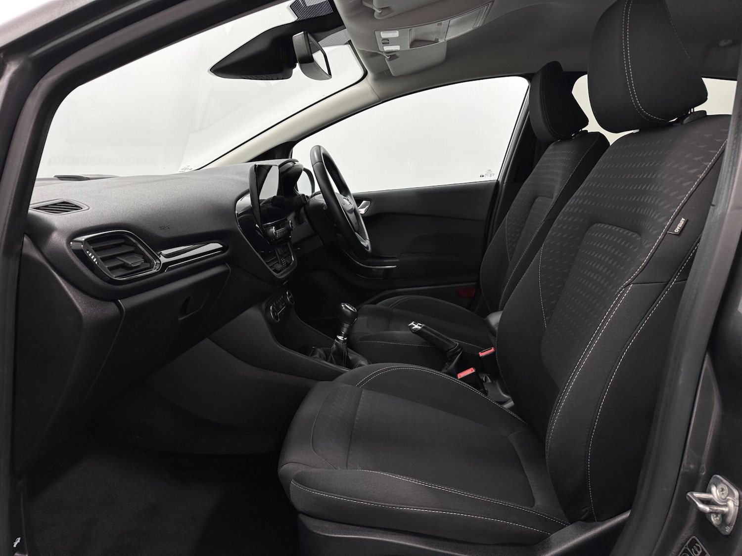 Used Ford Fiesta 2019 for sale - 76878631: Photo 32