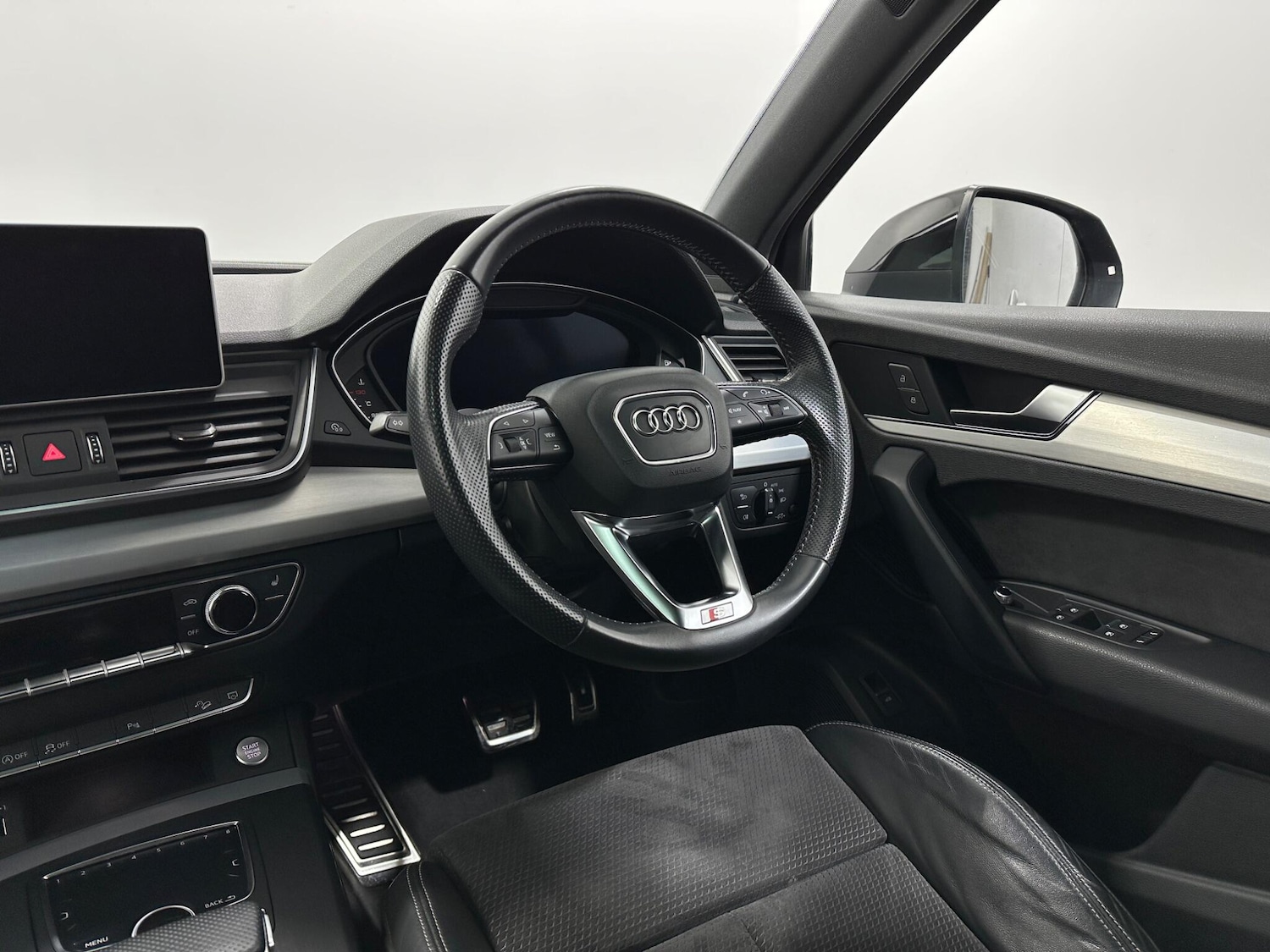 Used Audi Q5 2018 for sale - 77440777: Photo 11