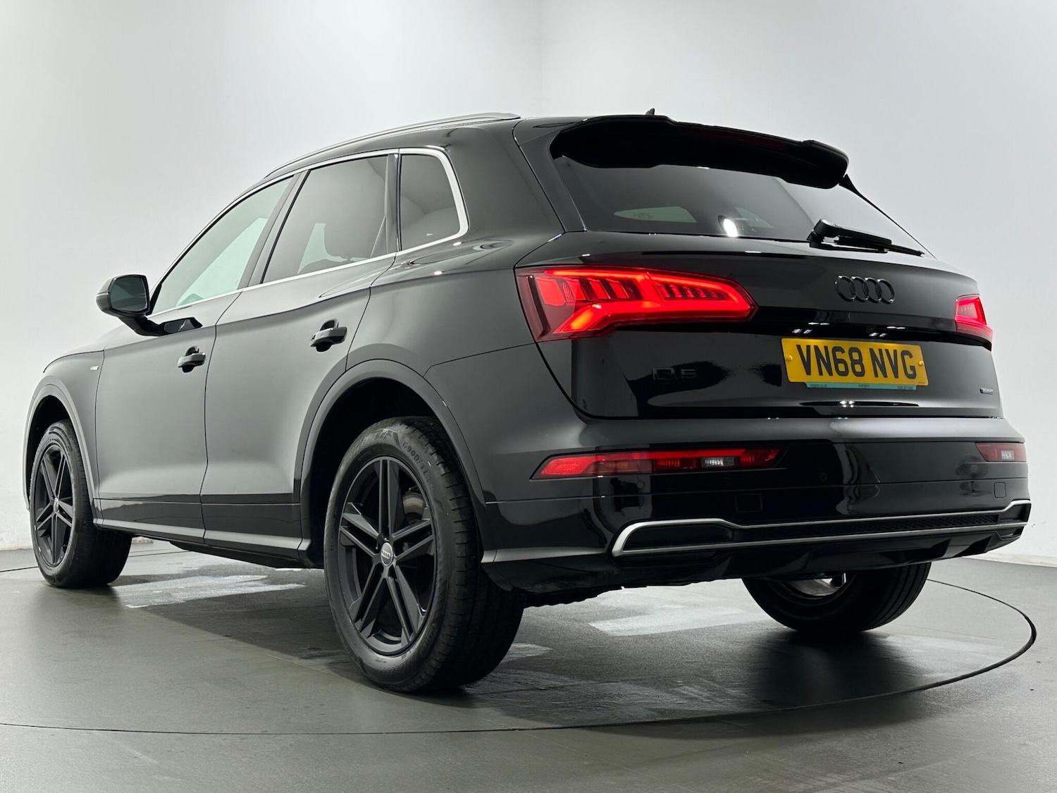 Used Audi Q5 2018 for sale - 77440777: Photo 50