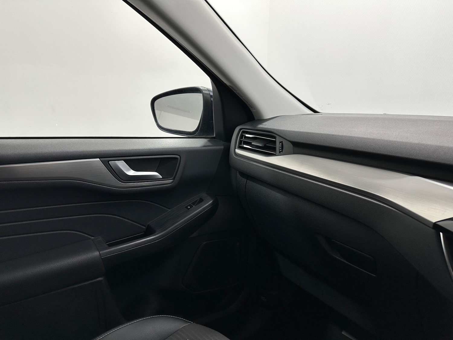 Used Ford Kuga 2022 for sale - 76878619: Photo 27