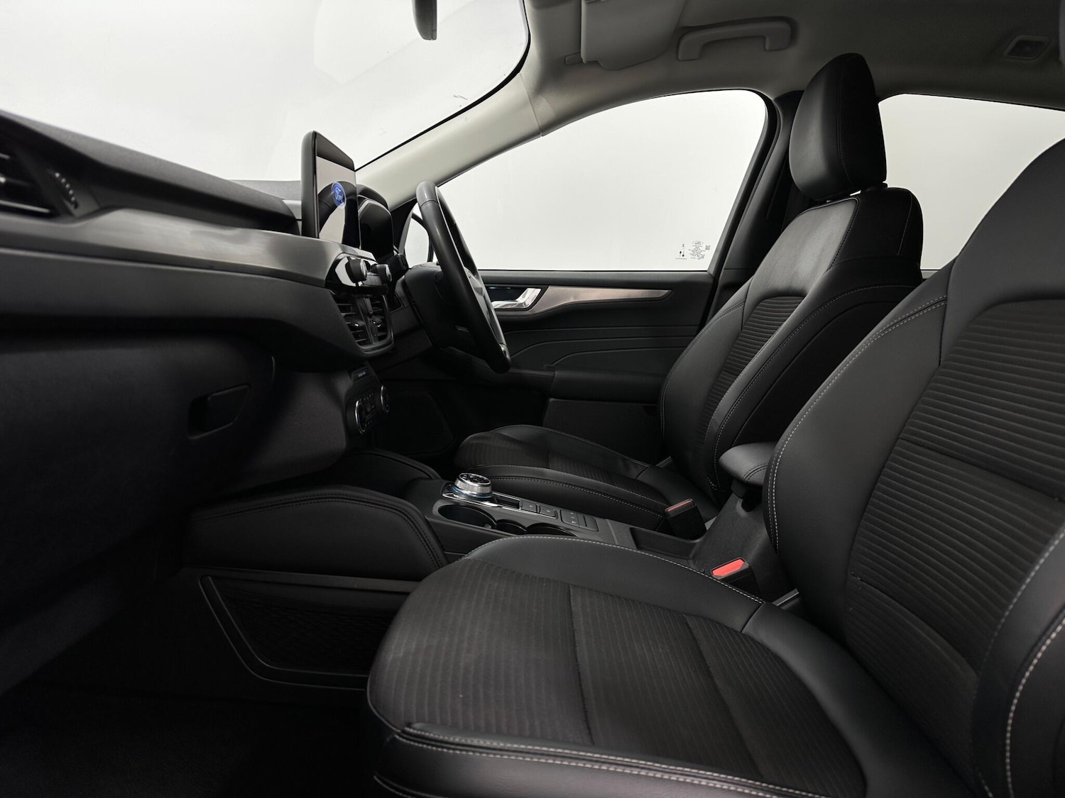 Used Ford Kuga 2022 for sale - 76878619: Photo 34