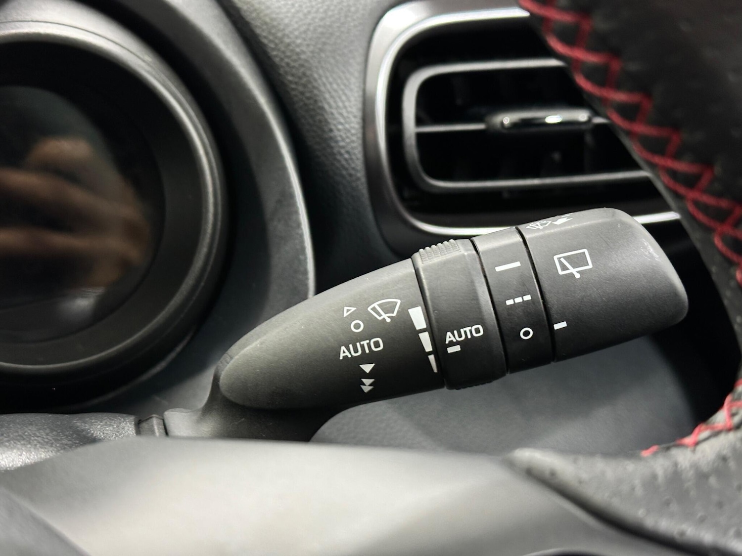 Used Toyota Yaris for sale - 77738212: Photo 16