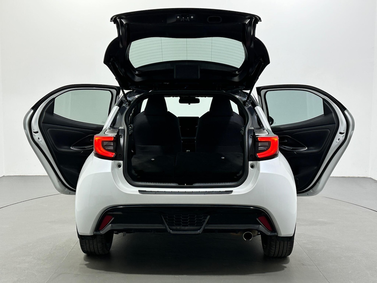 Used Toyota Yaris for sale - 77738212: Photo 43