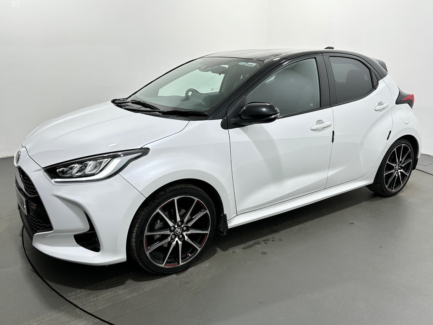 Used Toyota Yaris for sale - 77738212: Photo 52