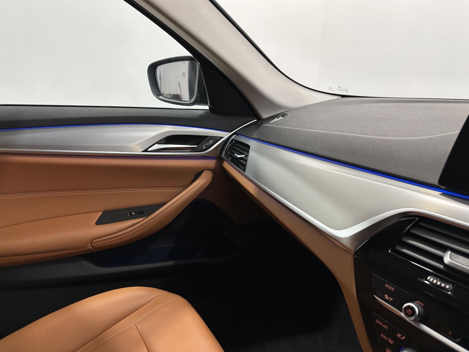 Used BMW 5 Series 2018 for sale - 77387640: Photo 27