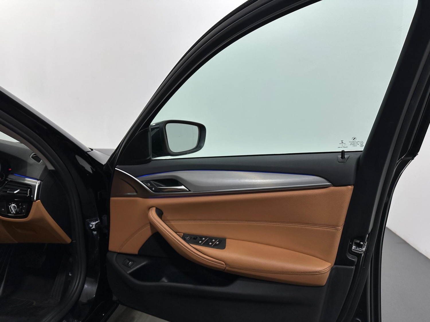 Used BMW 5 Series 2018 for sale - 77387640: Photo 34