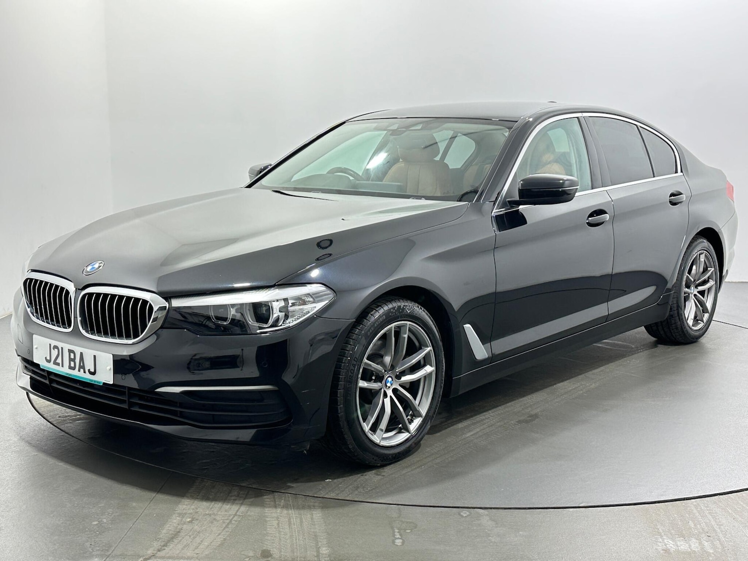 Used BMW 5 Series 2018 for sale - 77387640: Photo 4