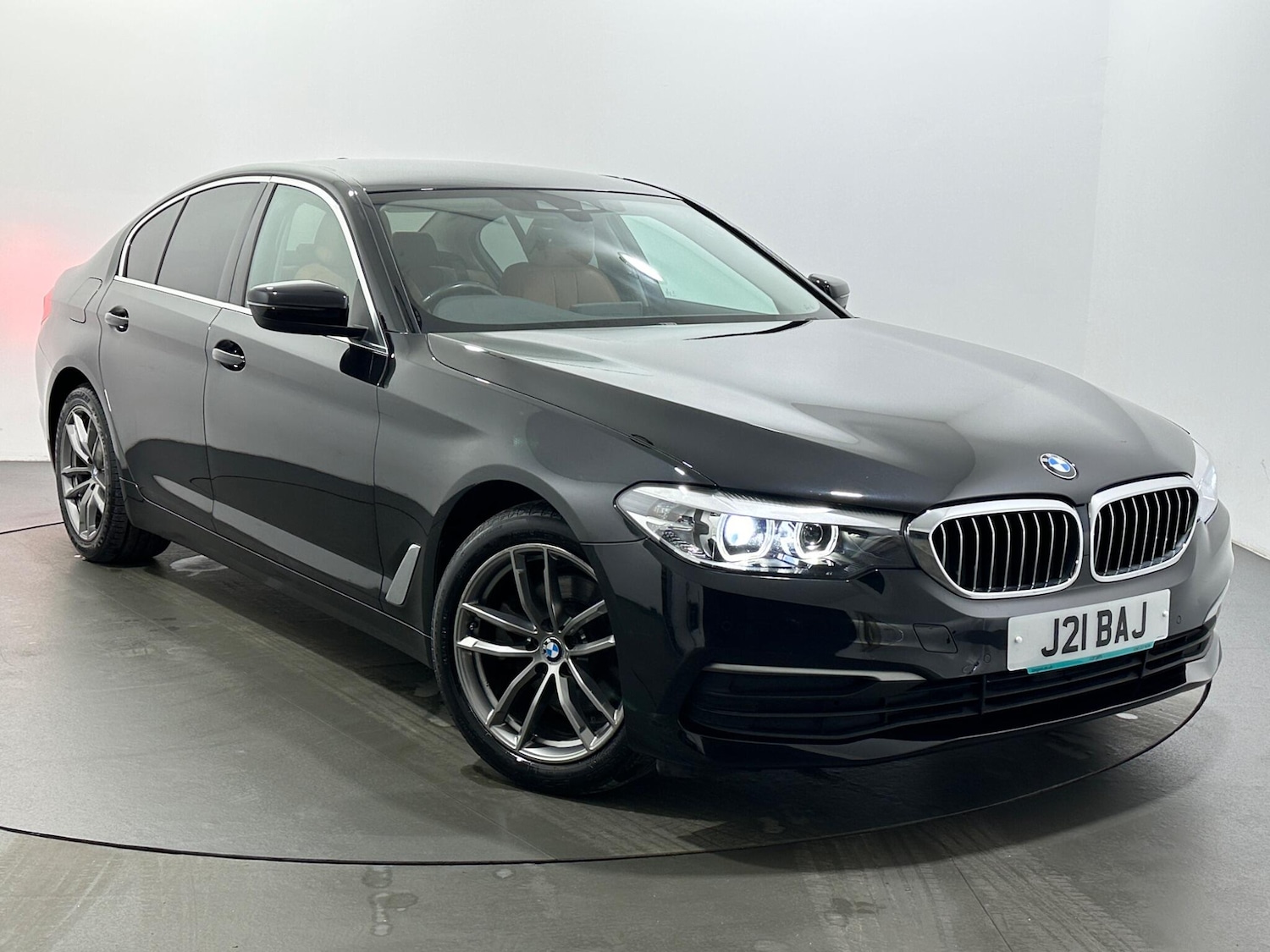 Used BMW 5 Series 2018 for sale - 77387640: Photo 54