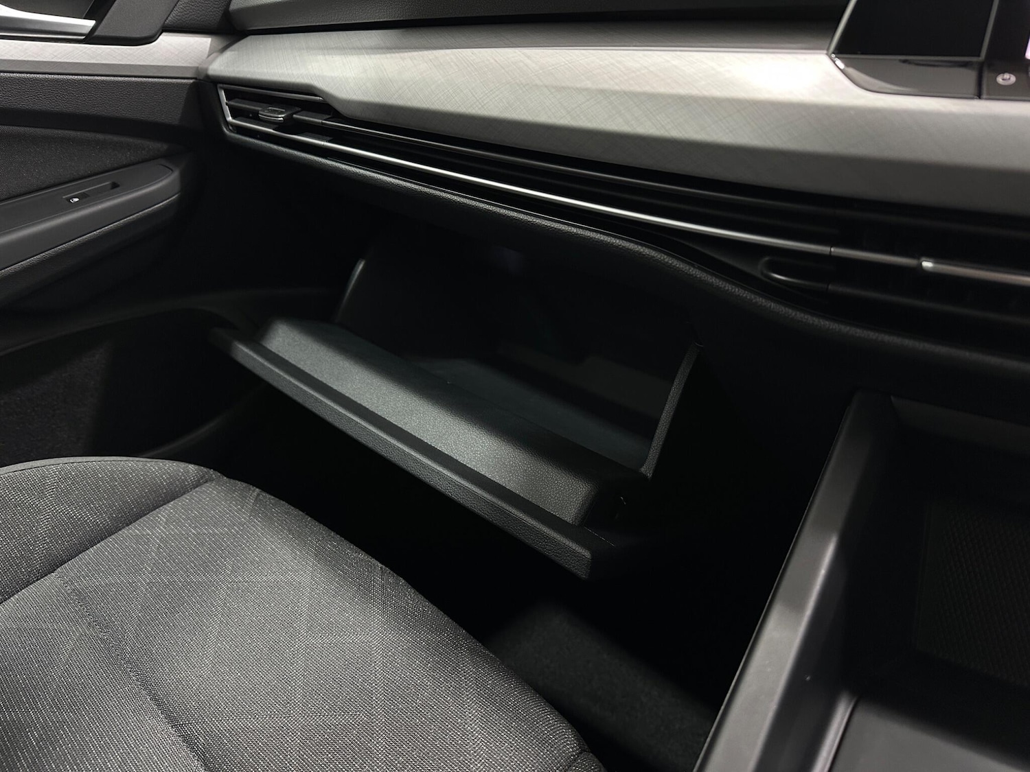 Used Volkswagen Golf 2022 for sale - 77400675: Photo 28