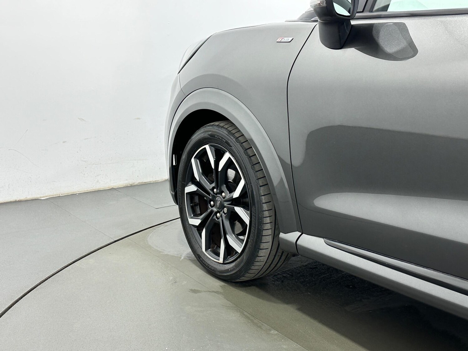 Used Ford Puma for sale - 78214175: Photo 48