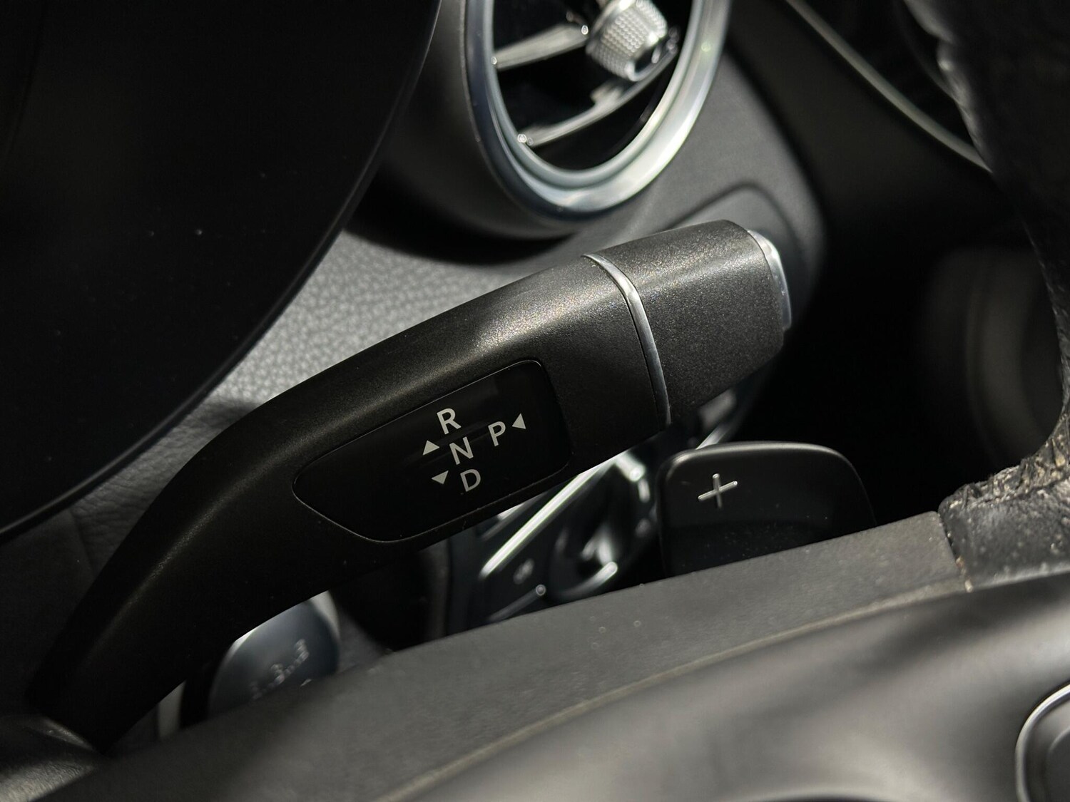 Used Mercedes-Benz GLC 2017 for sale - 77411111: Photo 17