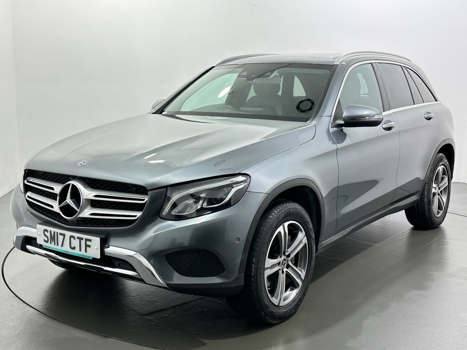 Used Mercedes-Benz GLC 2017 for sale - 77411111: Photo 4