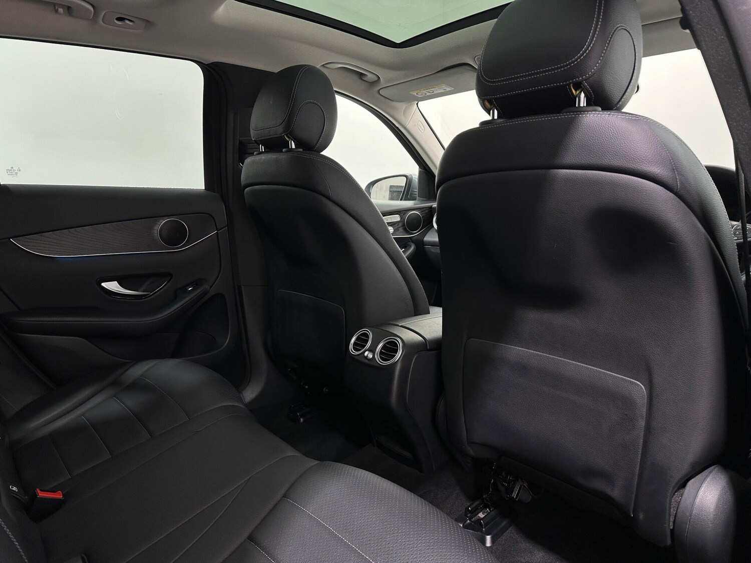 Used Mercedes-Benz GLC 2017 for sale - 77411111: Photo 42