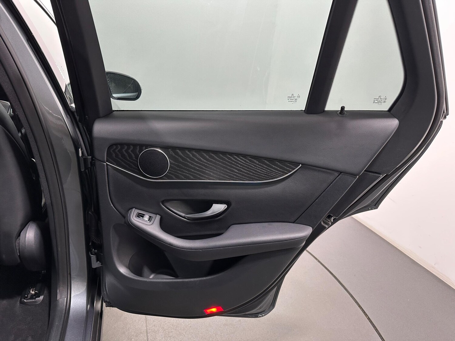 Used Mercedes-Benz GLC 2017 for sale - 77411111: Photo 44