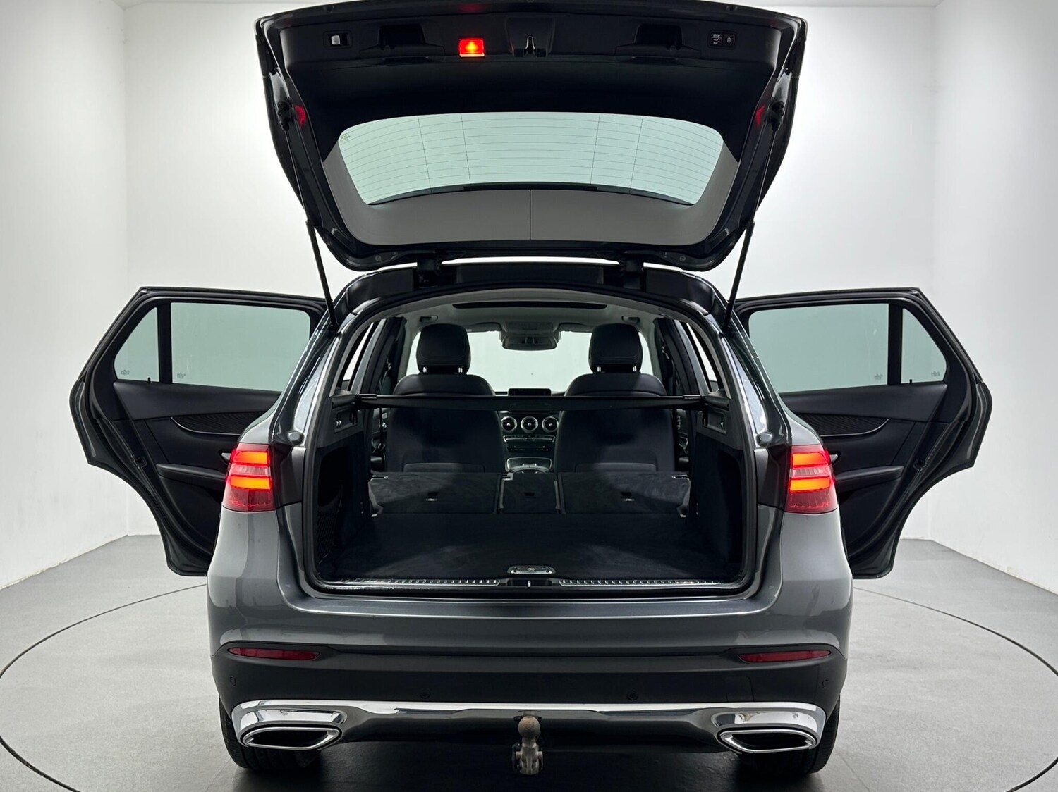 Used Mercedes-Benz GLC 2017 for sale - 77411111: Photo 45